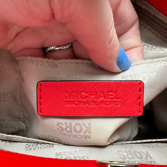 Michael kohrs purse - Picture 3 of 8